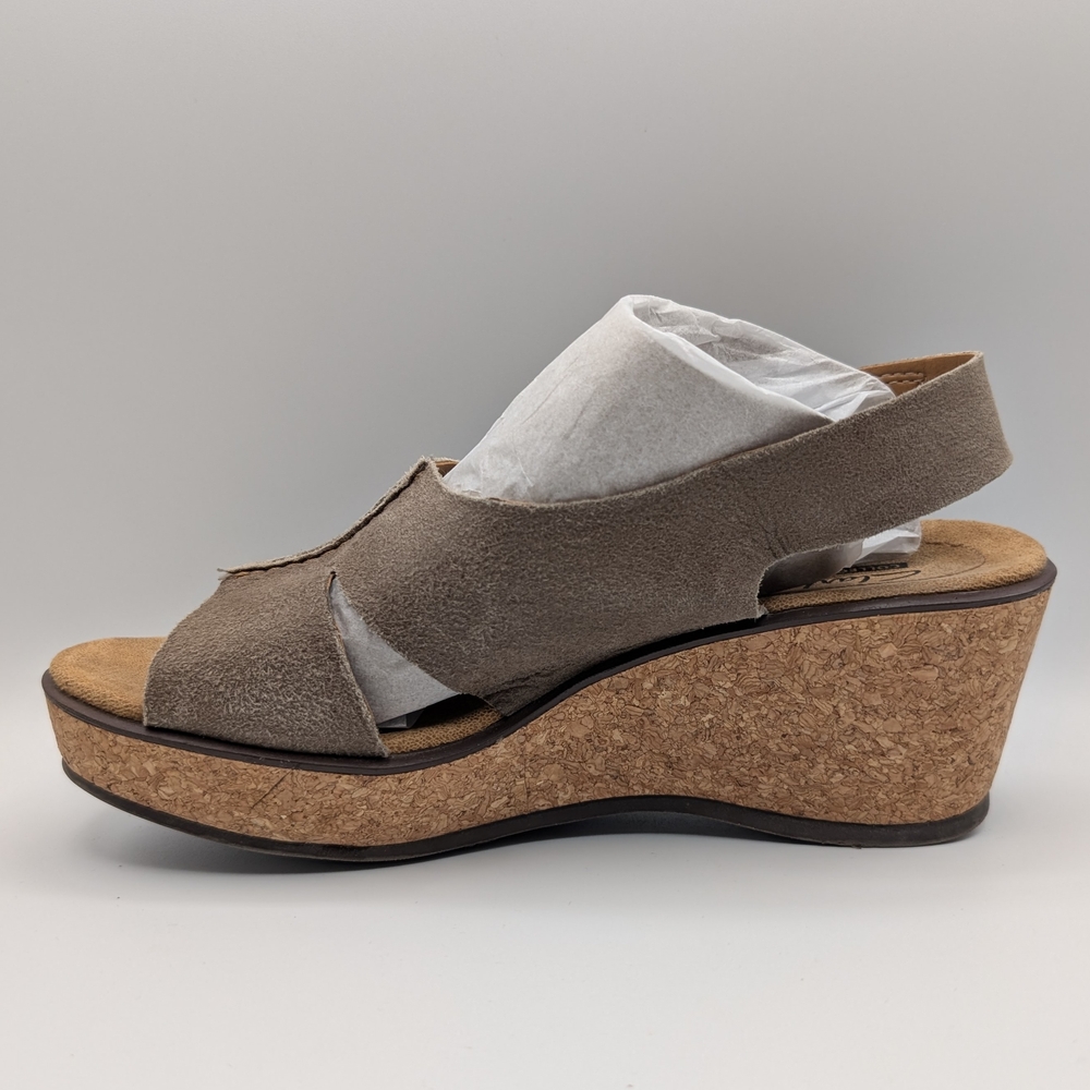 Clarks Taupe Wedges Sz 6